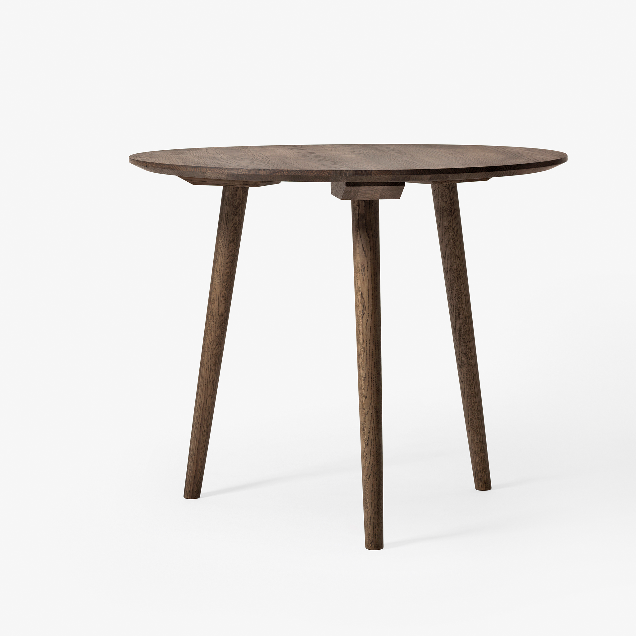 In Between Round Dining Table SK3 by &Tradition