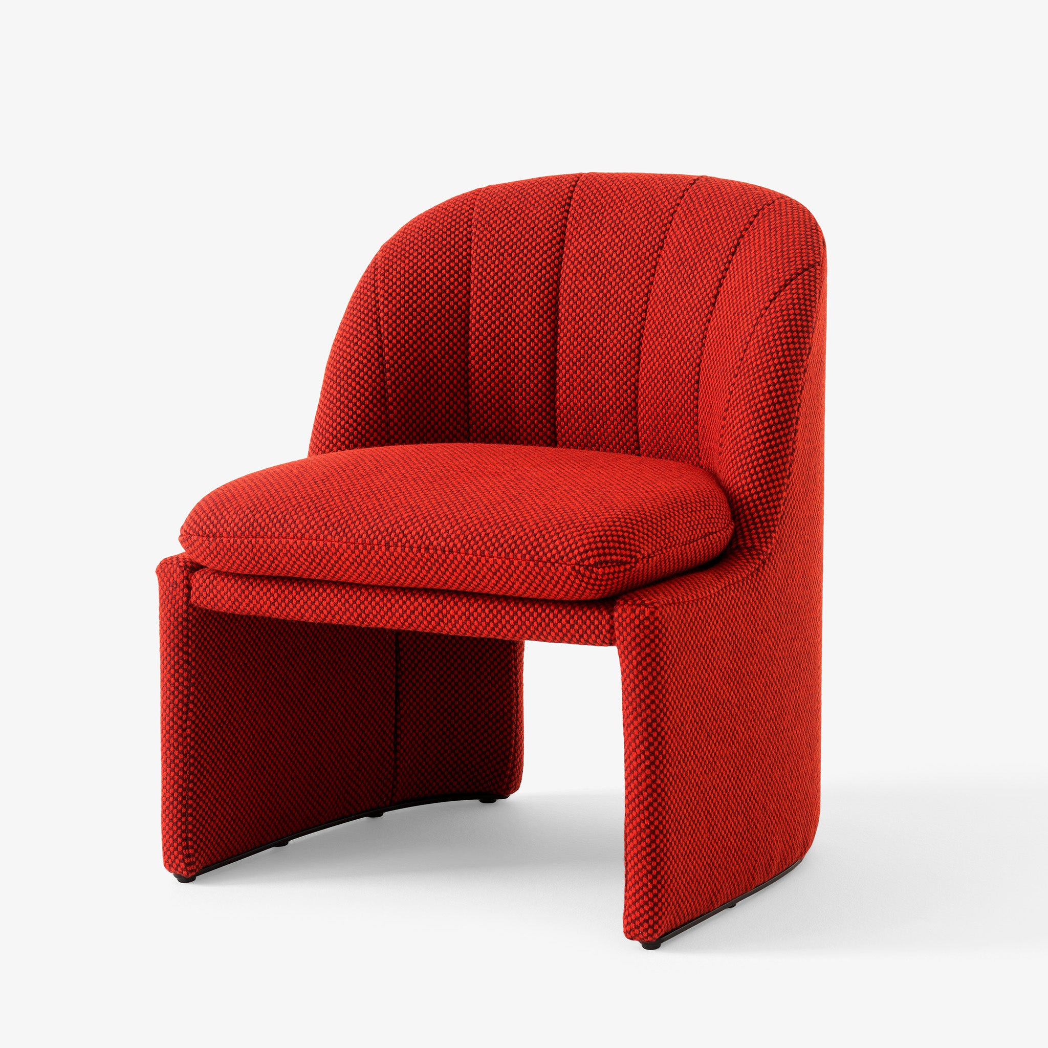 Loafer SC107 Club Chair by &Tradition