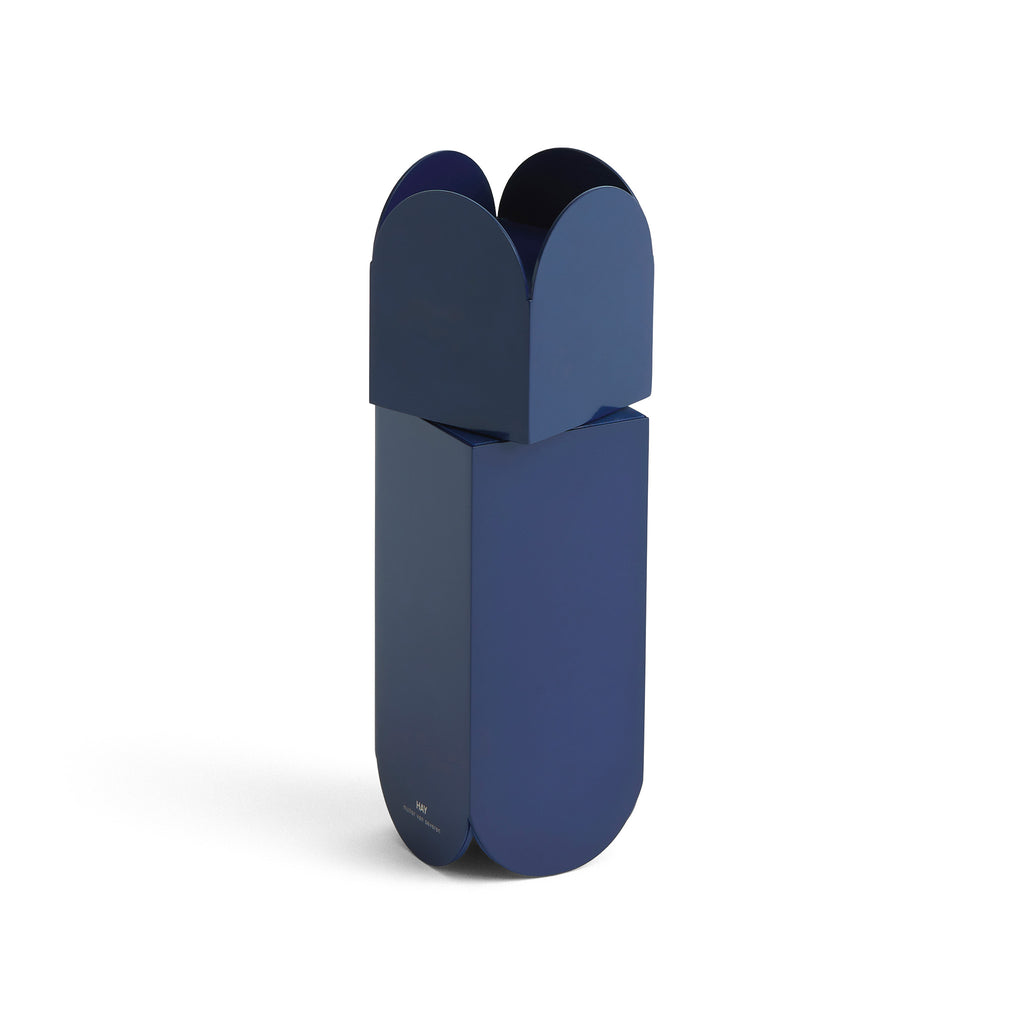 Arcs Salt & Pepper by Muller Van Severen