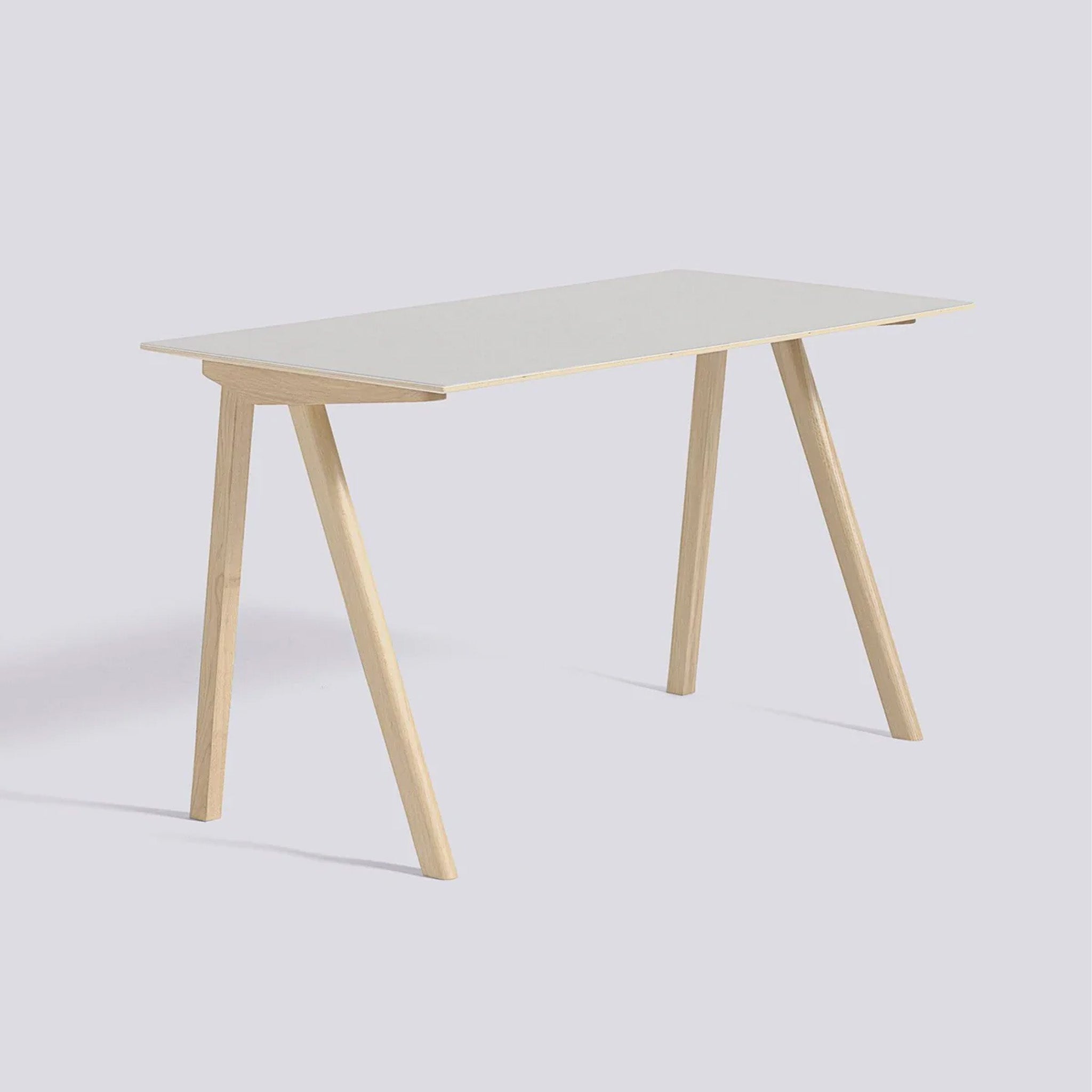 Clearance CPH 90 Copenhague Desk / Soaped Oak / Off White Linoleum