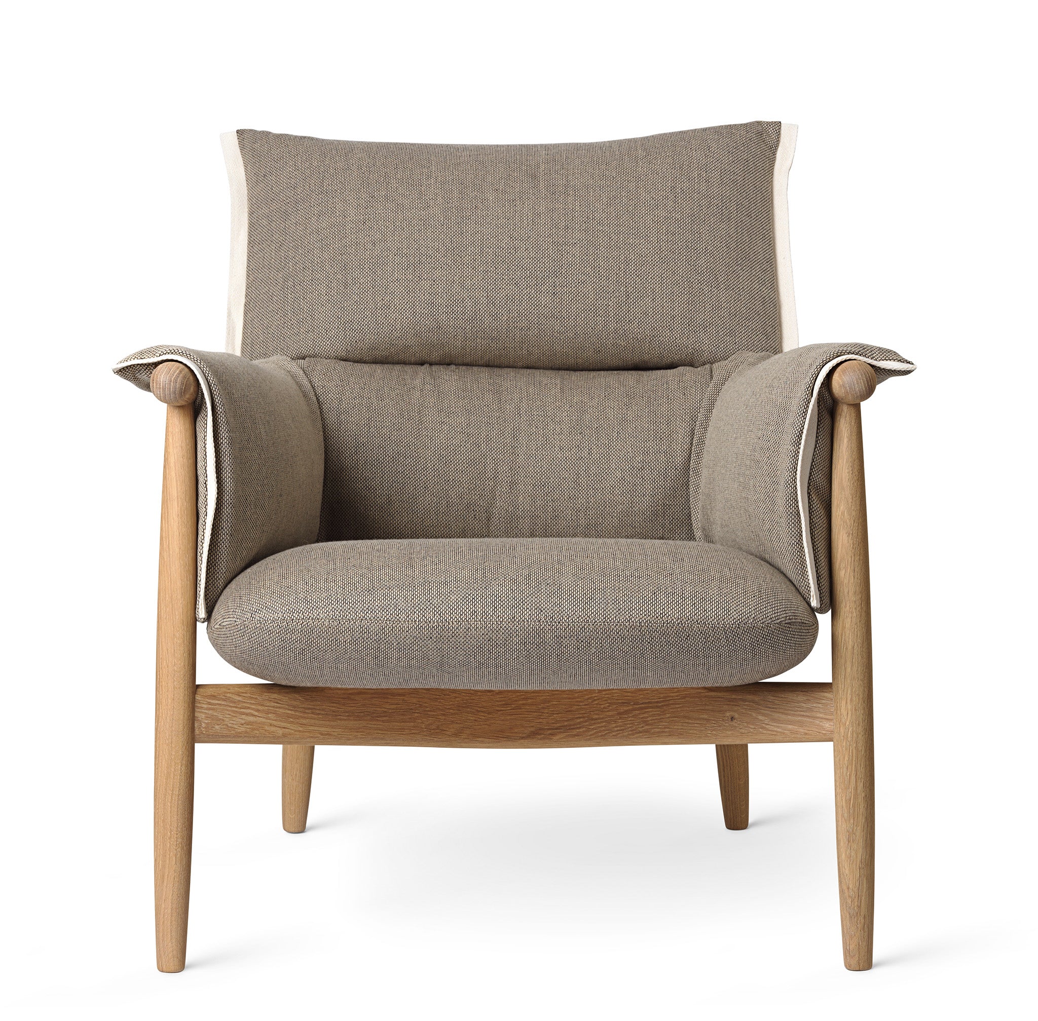 Embrace Lounge Chair EO15 by Carl Hansen & Søn