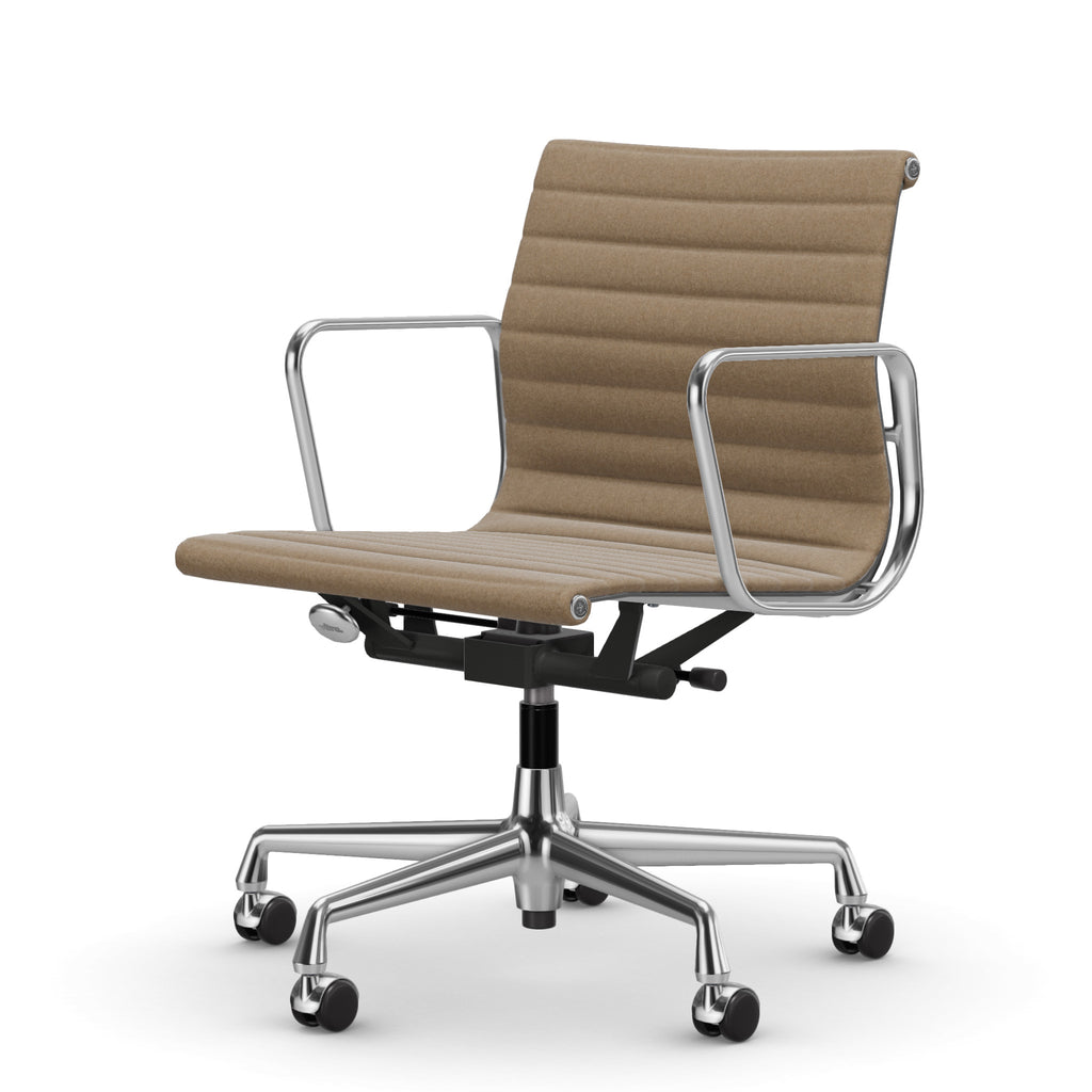 Aluminium Office Chair EA 117 by Vitra