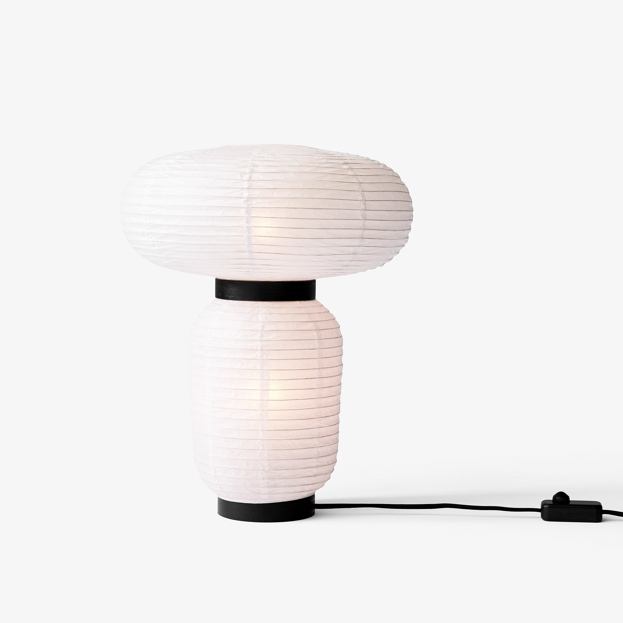Formakami JH18 Table Lamp by &Tradition