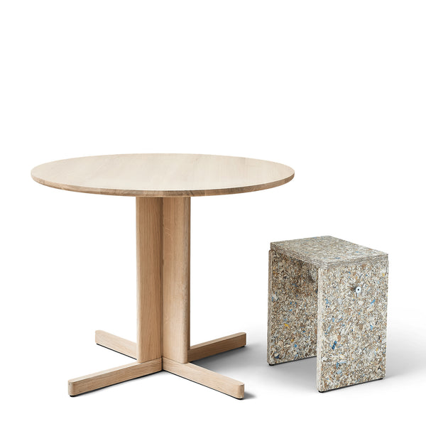 Trefoil Round Table Ø90cm by Form and Refine — haus®