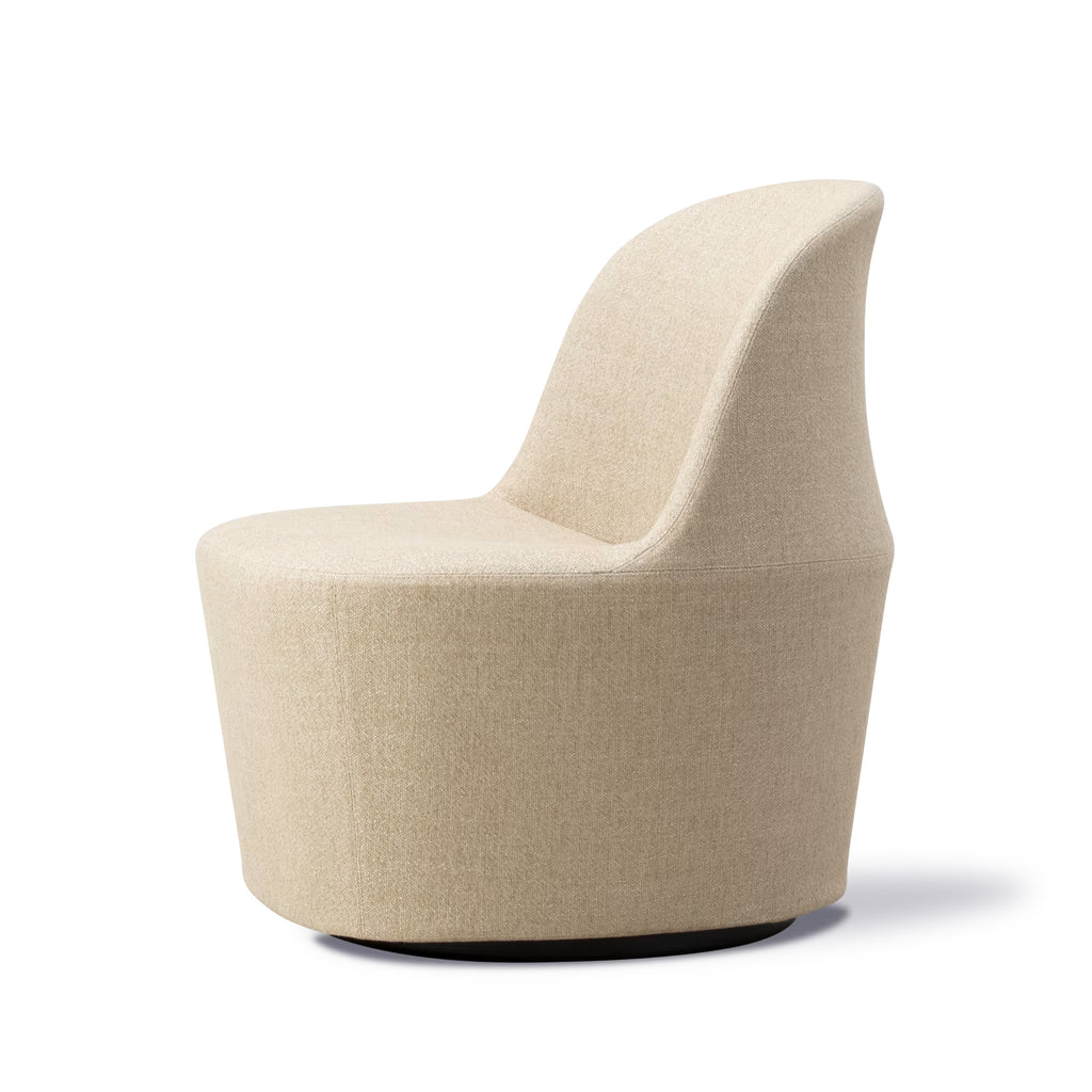 Gomo Lounge Chair by Hugo Passos