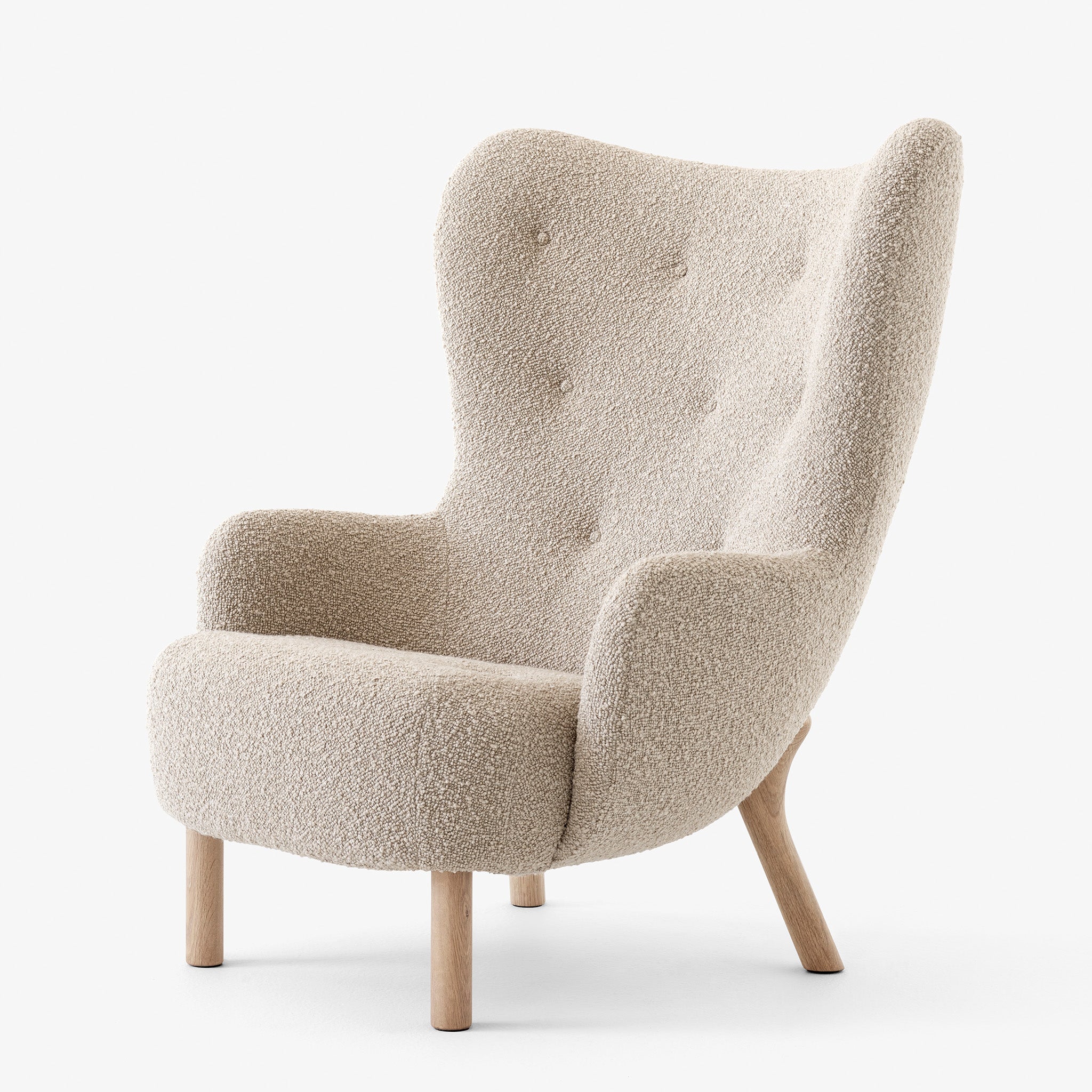 Petra VB3 Chair by &Tradition
