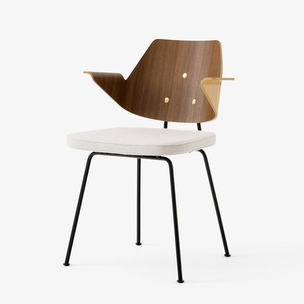 RFH Armchair RD7 by Robin Day — haus®