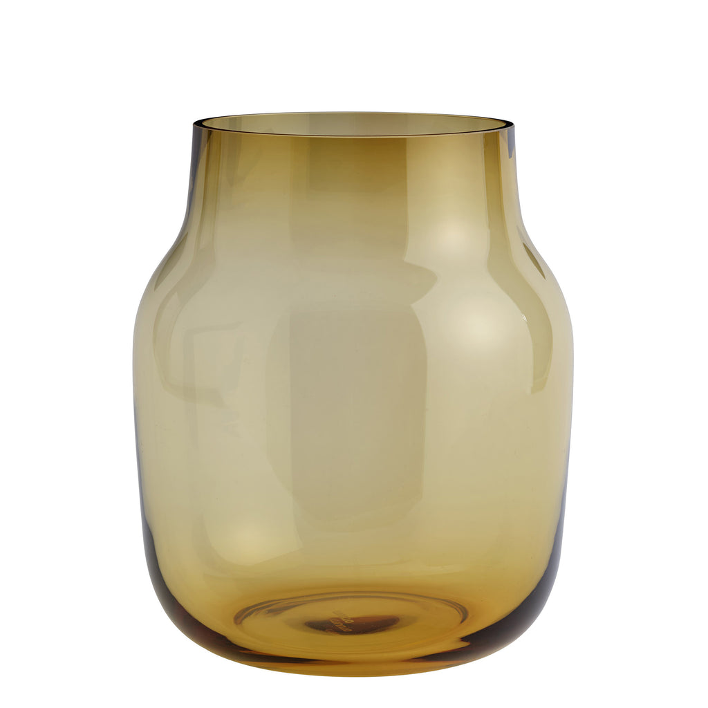 Silent Vase by Andreas Engesvik for Muuto