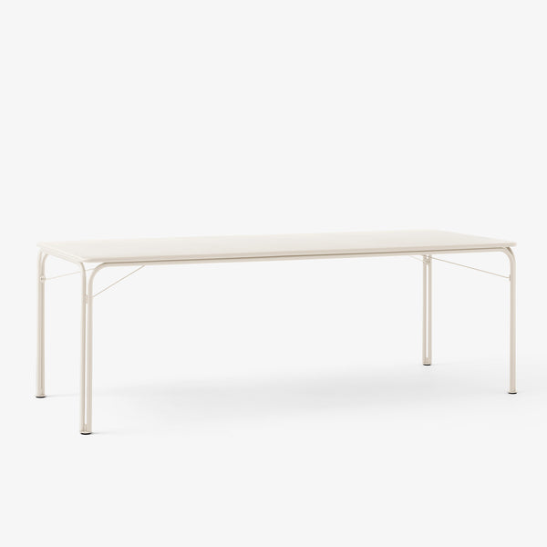 Thorvald SC96 Café Table Round - haus®