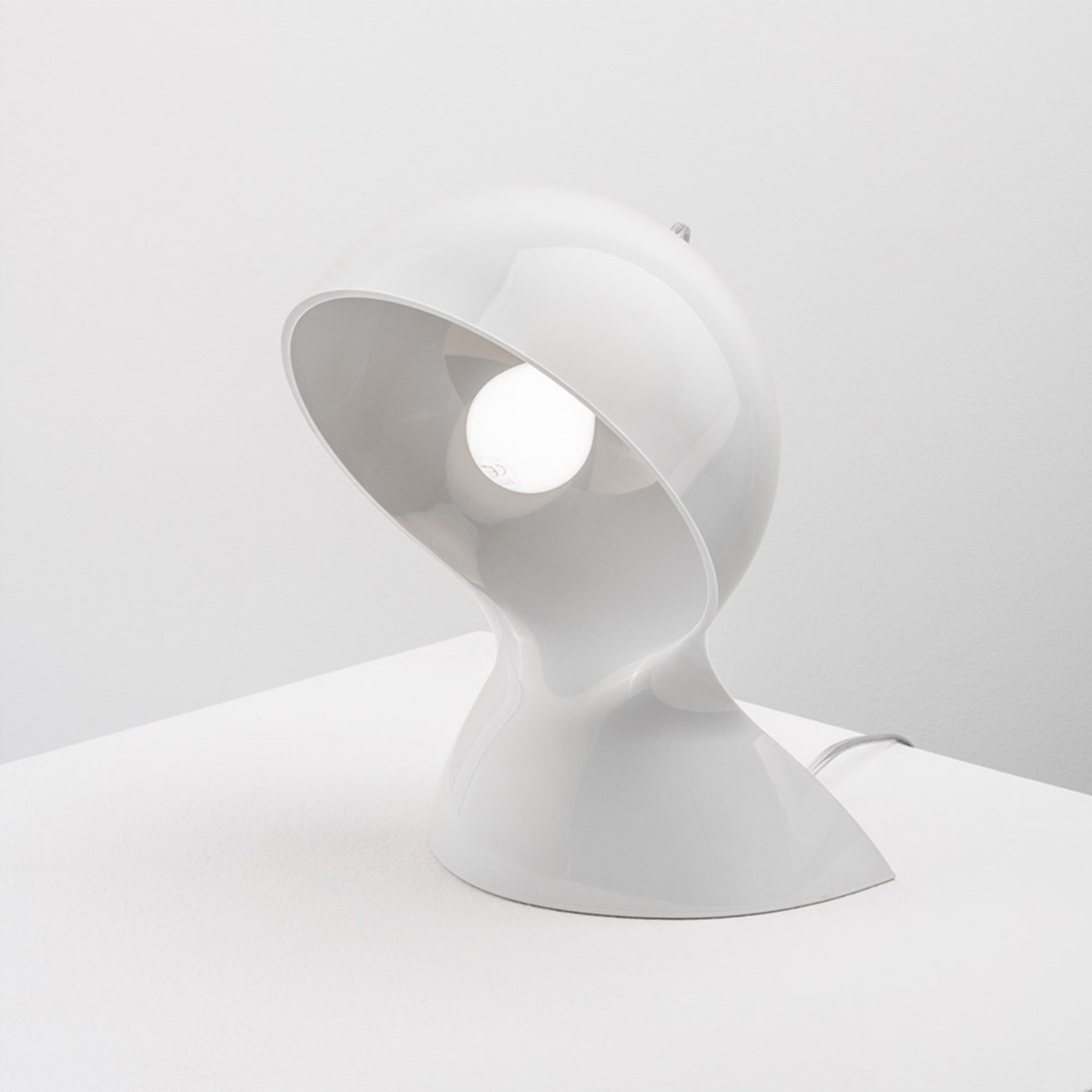 Dalù Table Lamp by Artemide