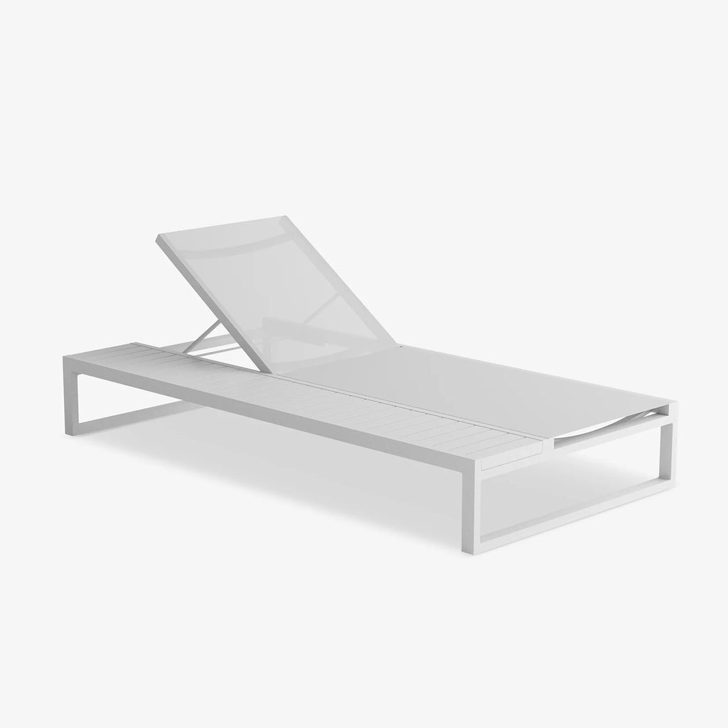 Eos Platform Lounger by Case