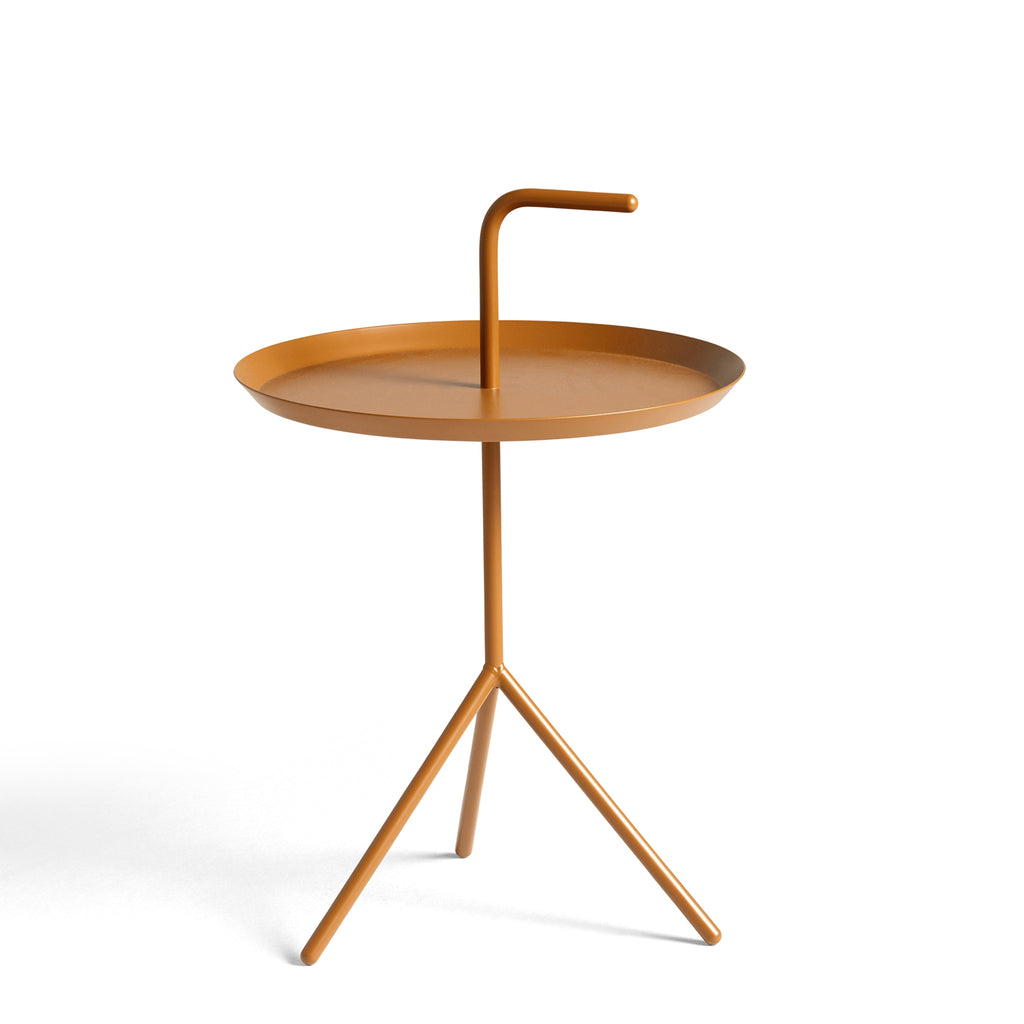 DLM Table by Hay