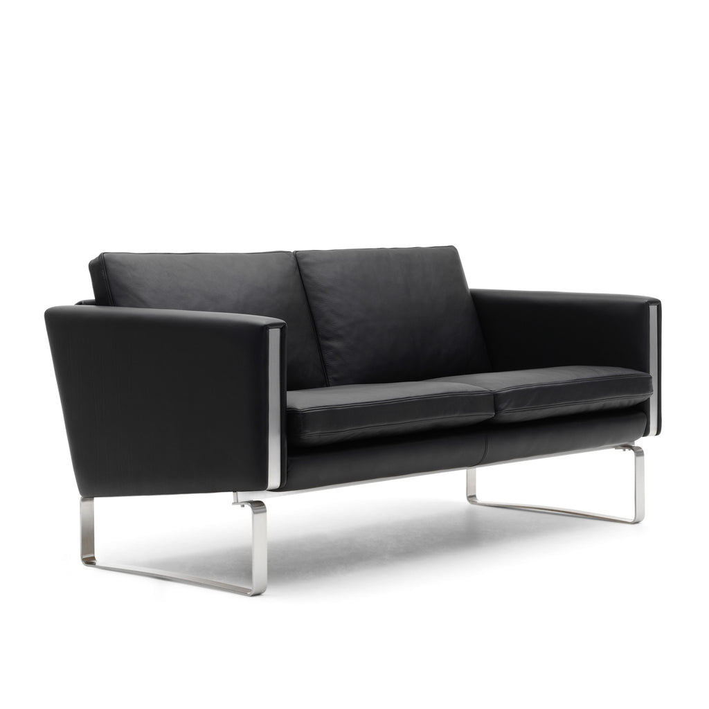 CH102 Sofa by Carl Hansen & Søn