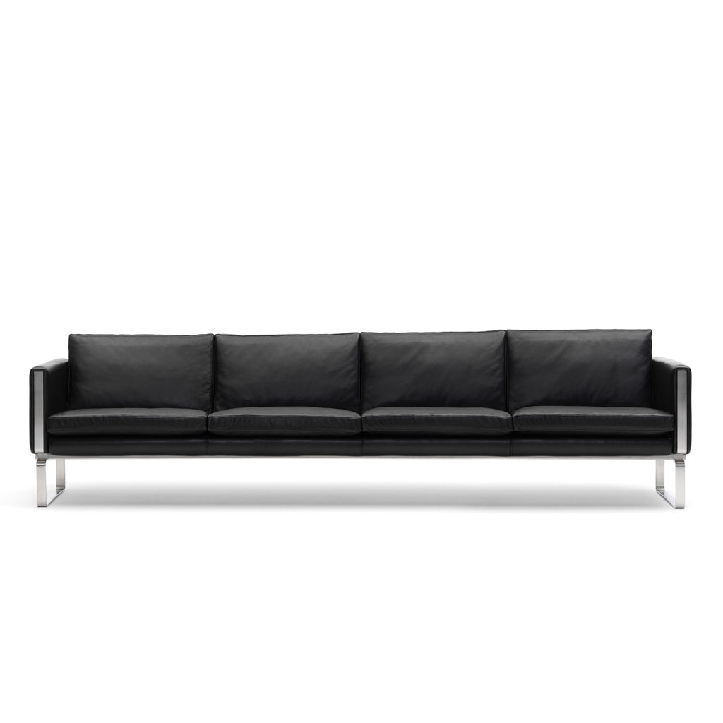 CH104 Sofa by Carl Hansen & Søn