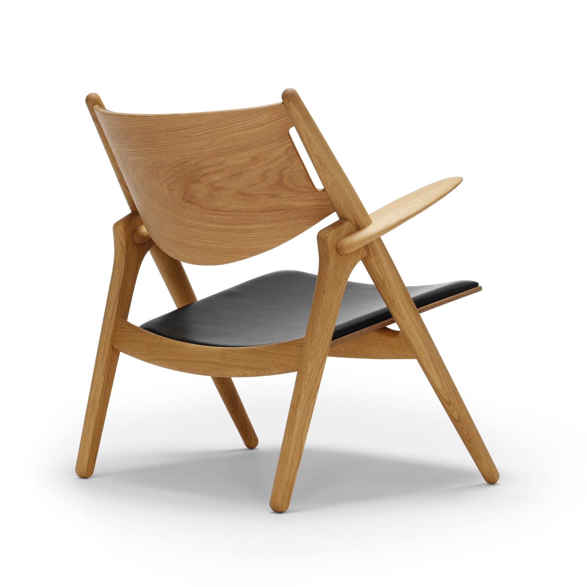 CH28P Chair Upholstered by Carl Hansen S n haus