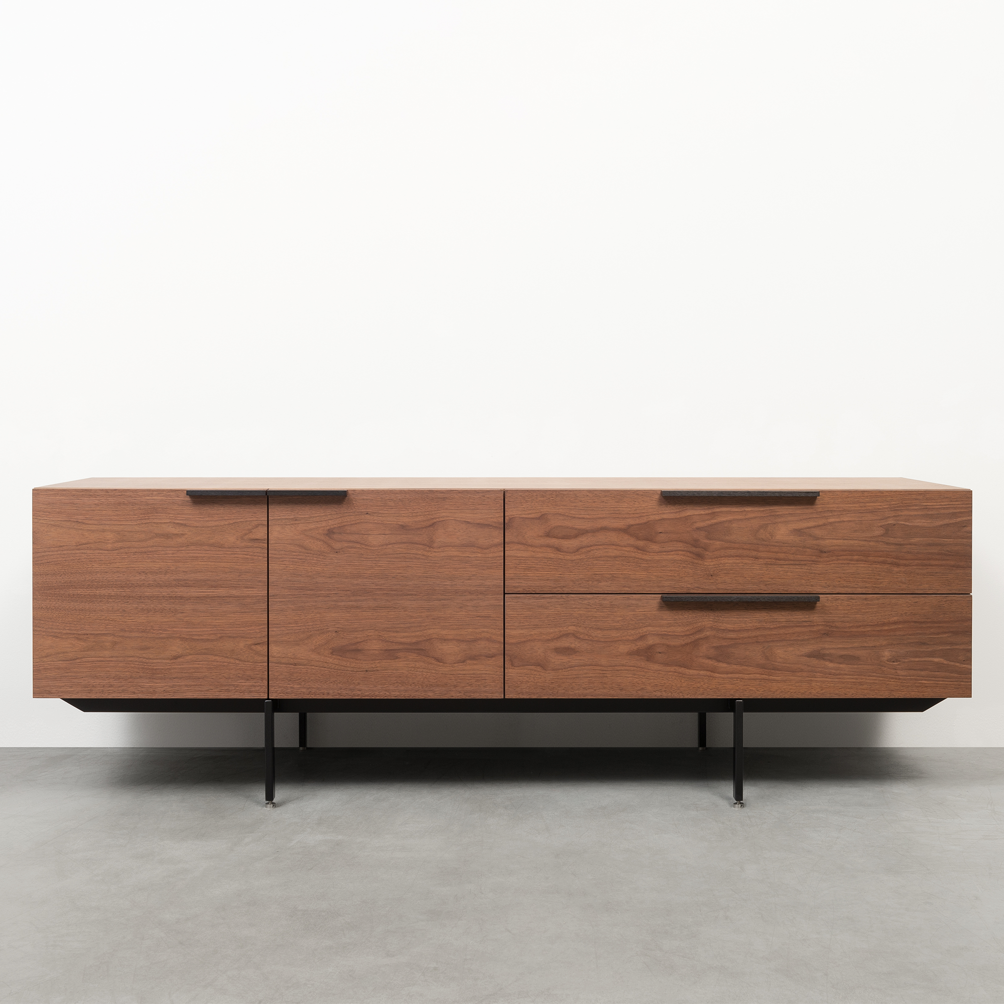 Frame Cabinet F03 by Pastoe