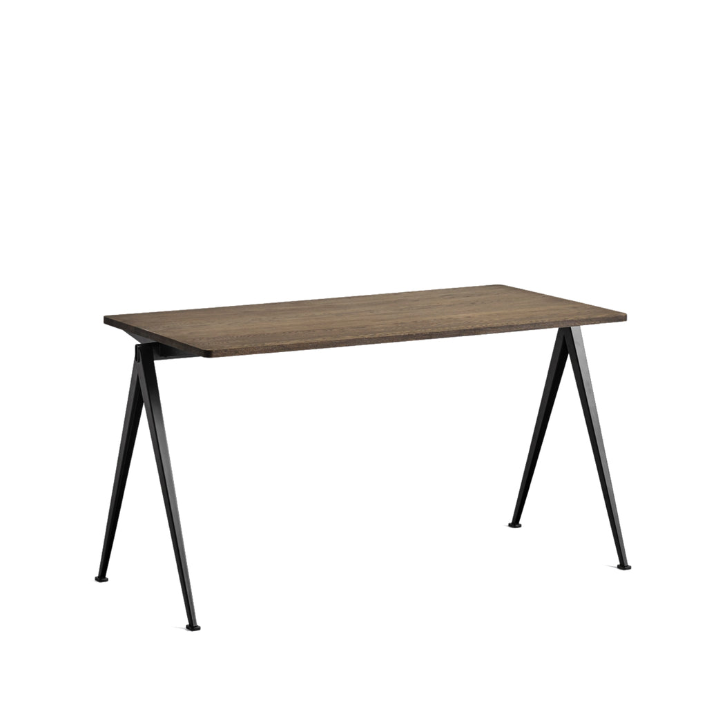 Pyramid Table 01 by Hay