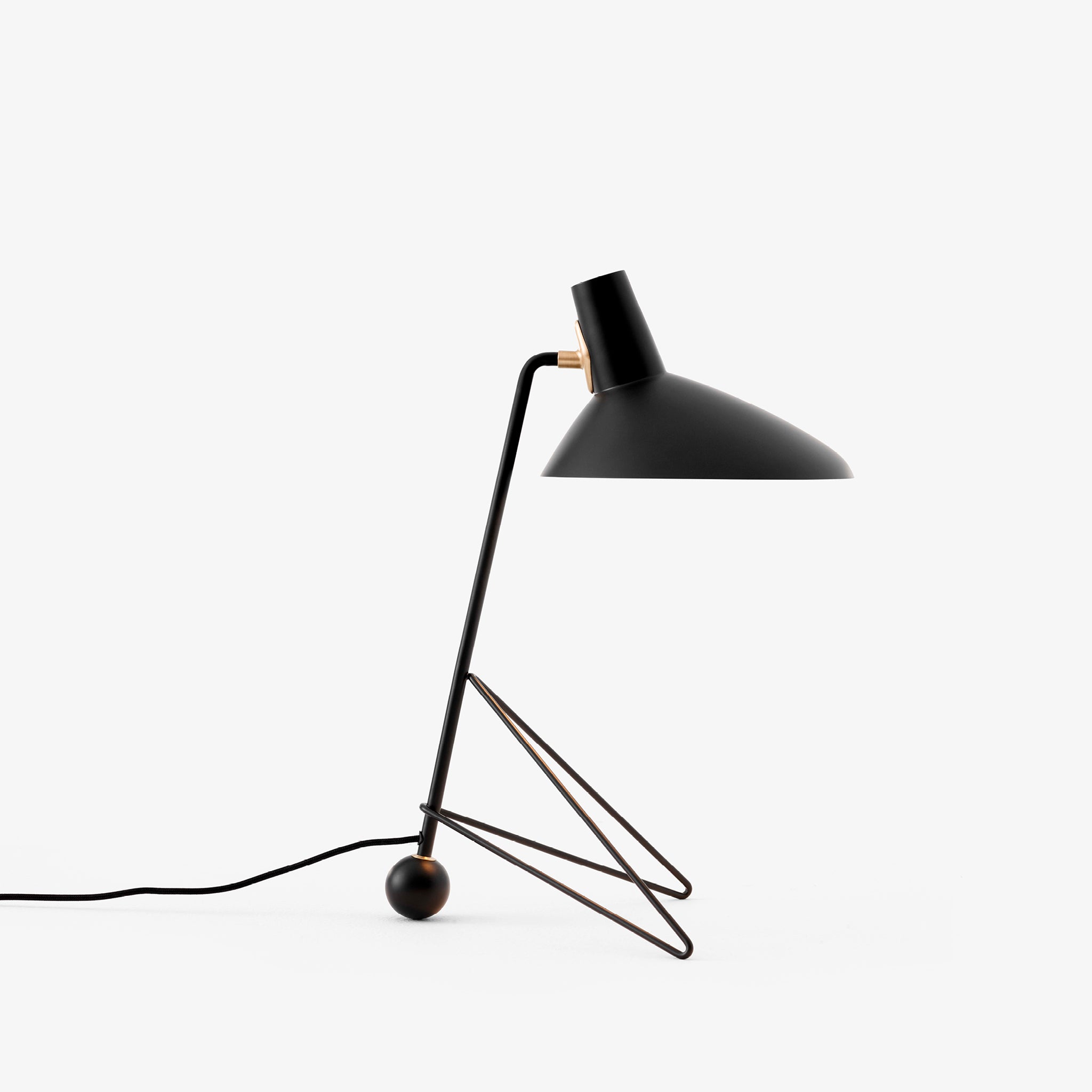 Tripod HM9 Table Lamp by Hvidt & Mølgaard for &Tradition